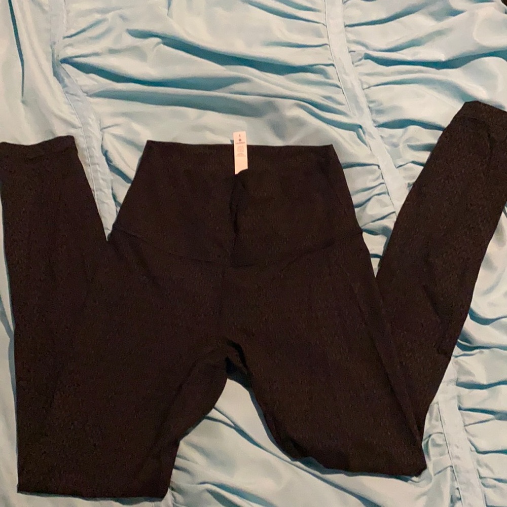 Size 4 lululemon leggings